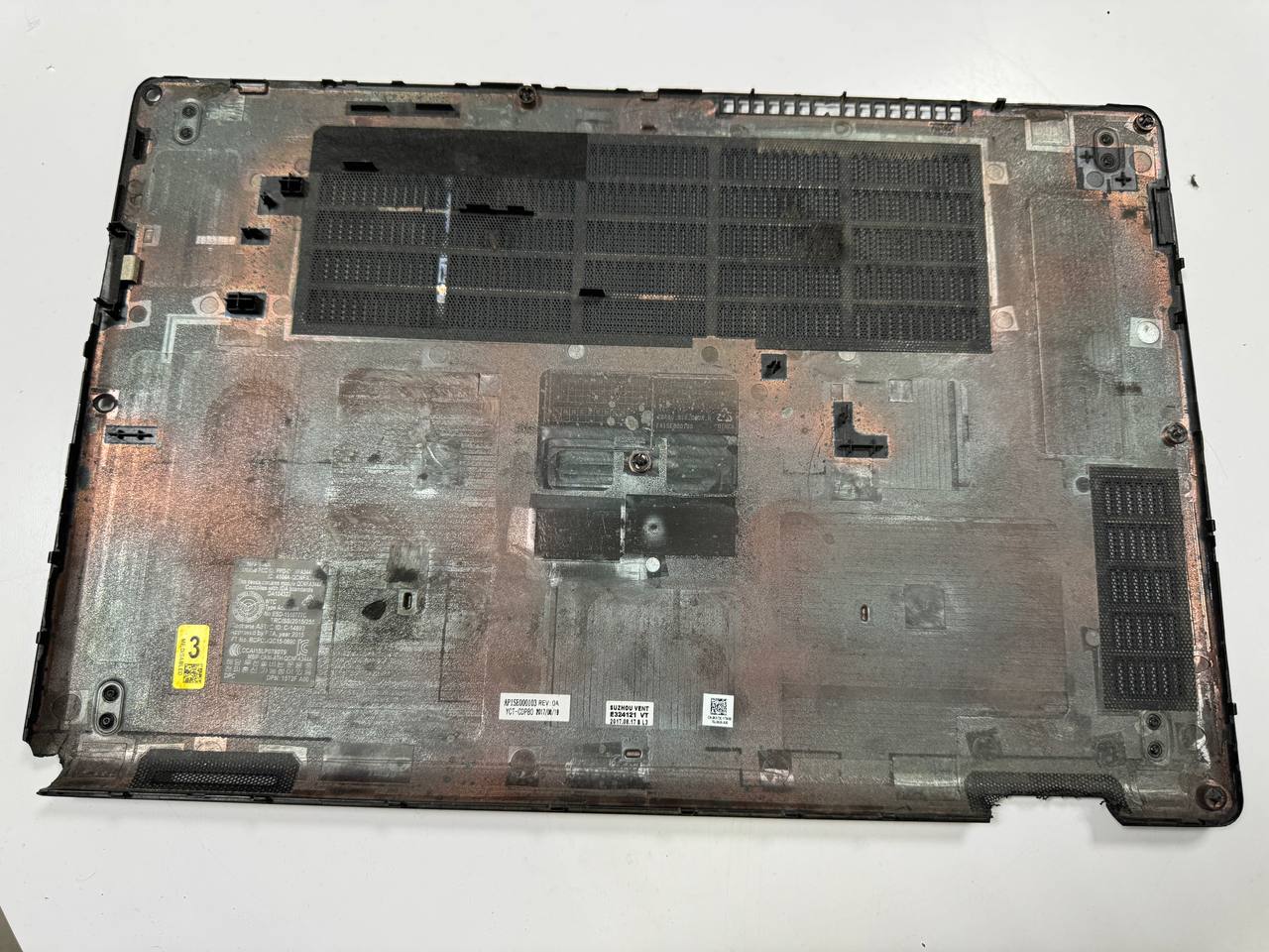 Сервісна кришка dell latitude 5580