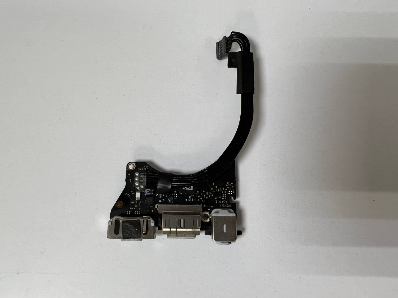 Плата MagSafe для MacBook Air 11.6” 2013 A1465