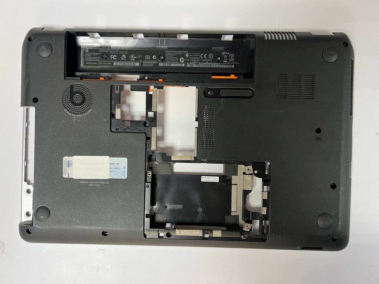 Нижня частина корпусу для ноутбука HP Pavilion dv6