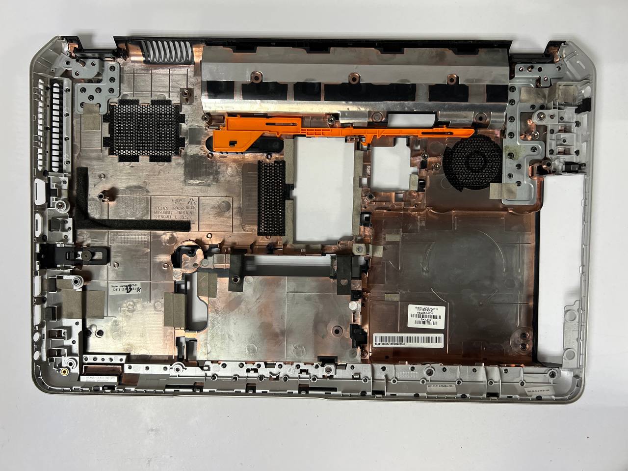 Нижня частина корпусу для ноутбука HP Pavilion dv6