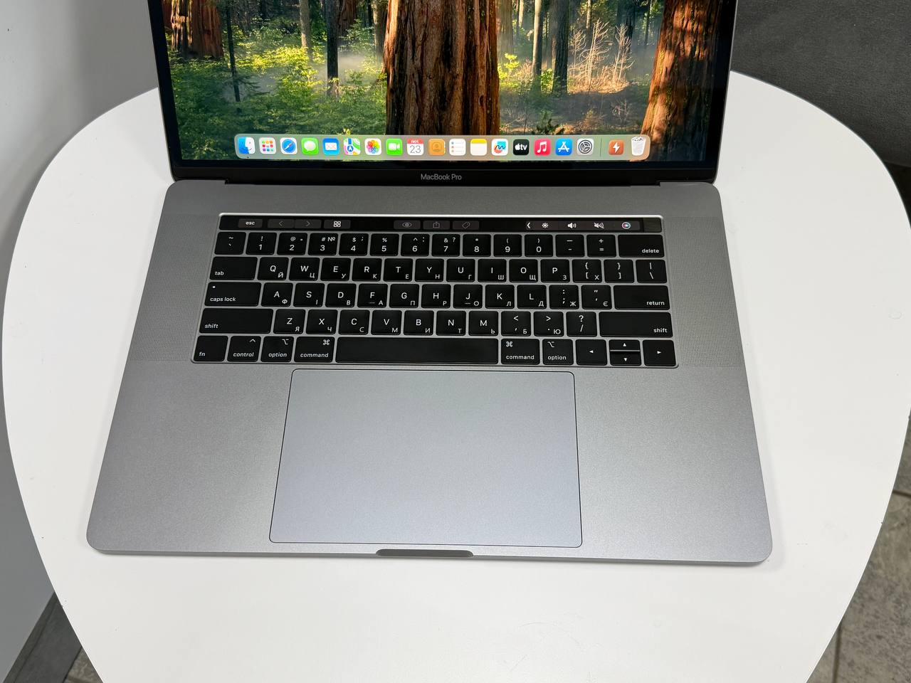 MacBook Pro 15 2018 TouchBar