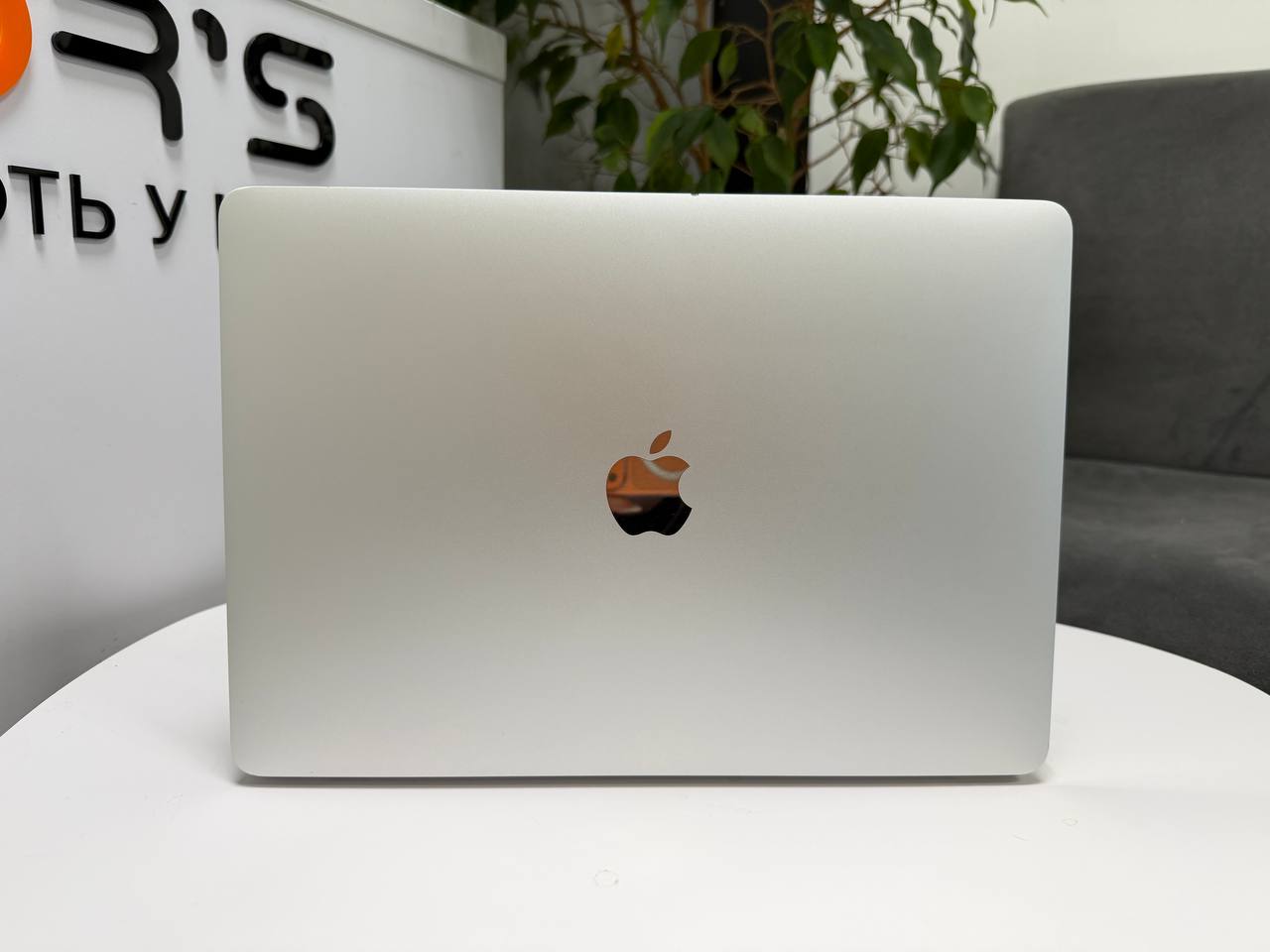 MacBook Pro 13 2019 TouchBar