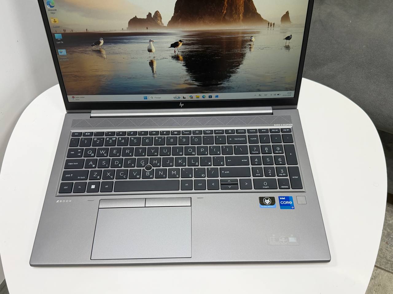HP Zbook Firefly G8