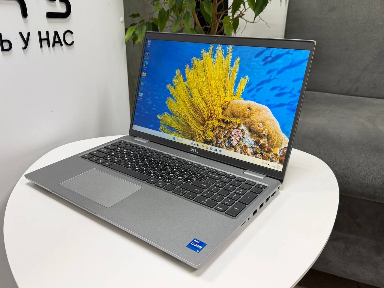 Dell Precision 3561