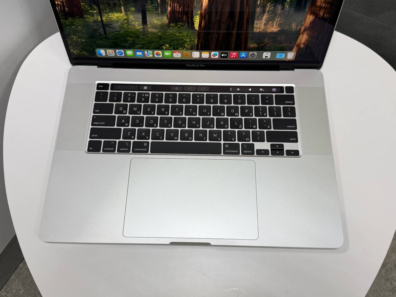 MacBook Pro 16 2019 TouchBar Silver