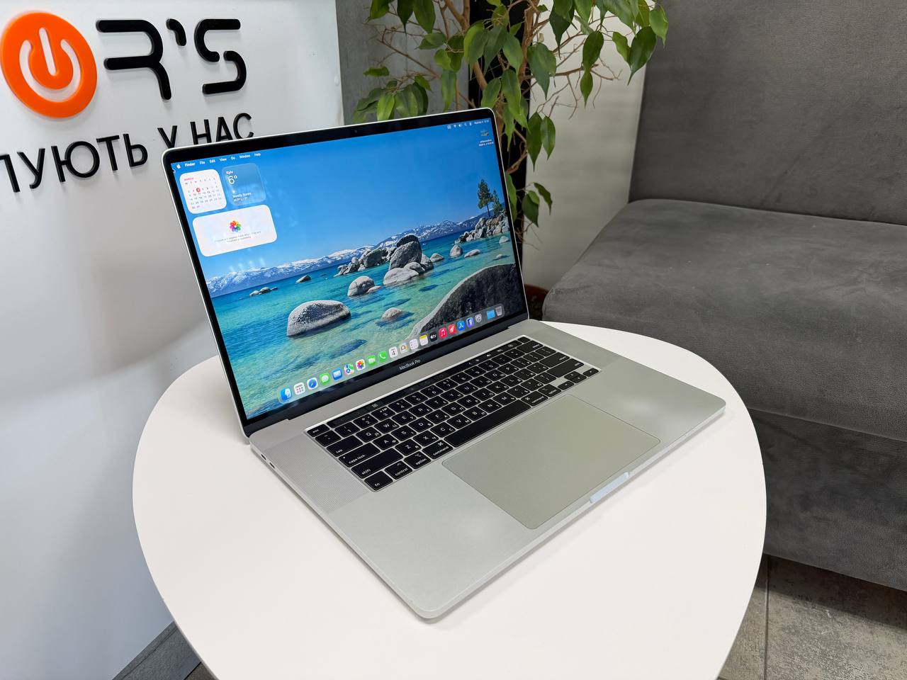 MacBook Pro 16 2019 Touch Bar