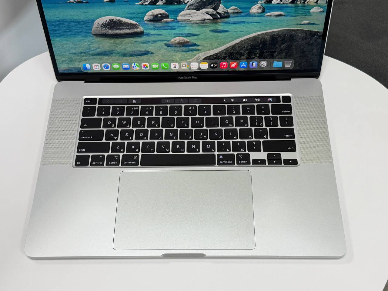 MacBook Pro 16 2019 Touch Bar