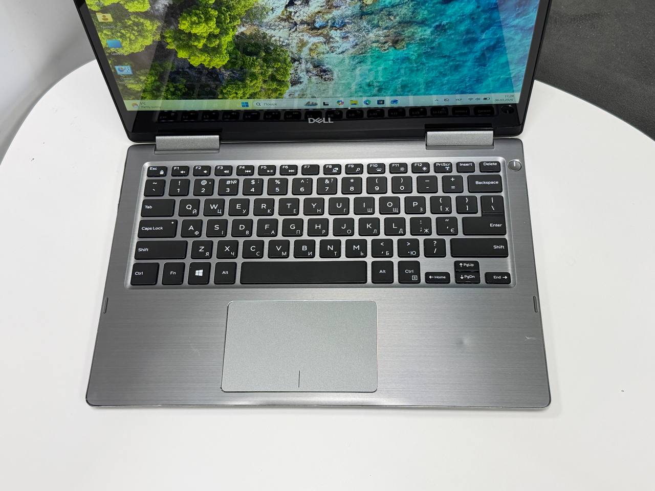 Сенсорний трансформер Dell Inspiron 7373