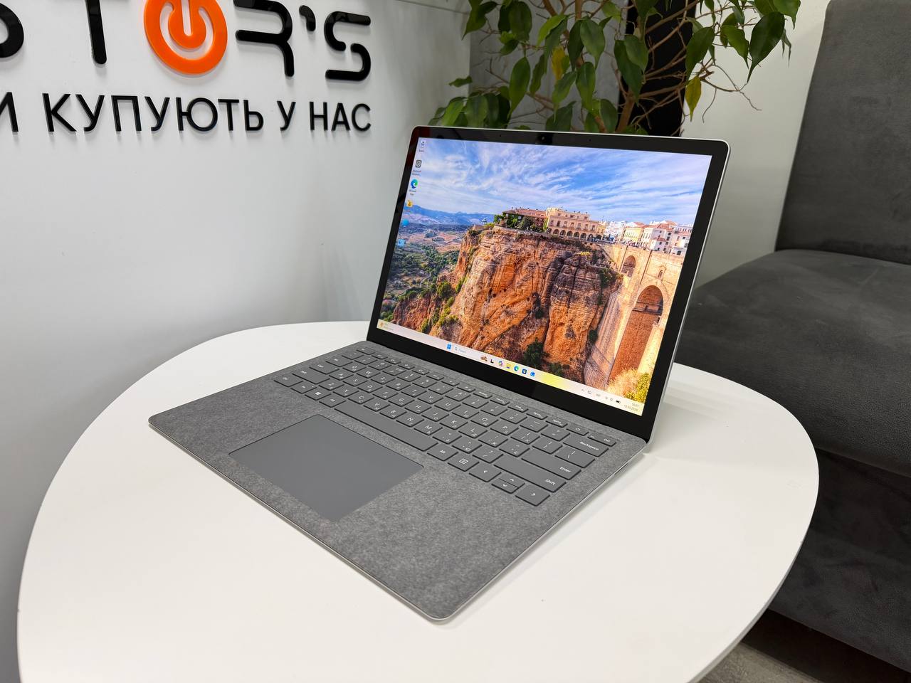 Сенсорний Microsoft Surface 3