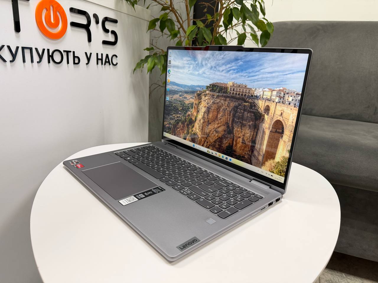 Сенсорний трансформер Lenovo Yoga 7 16ARP8