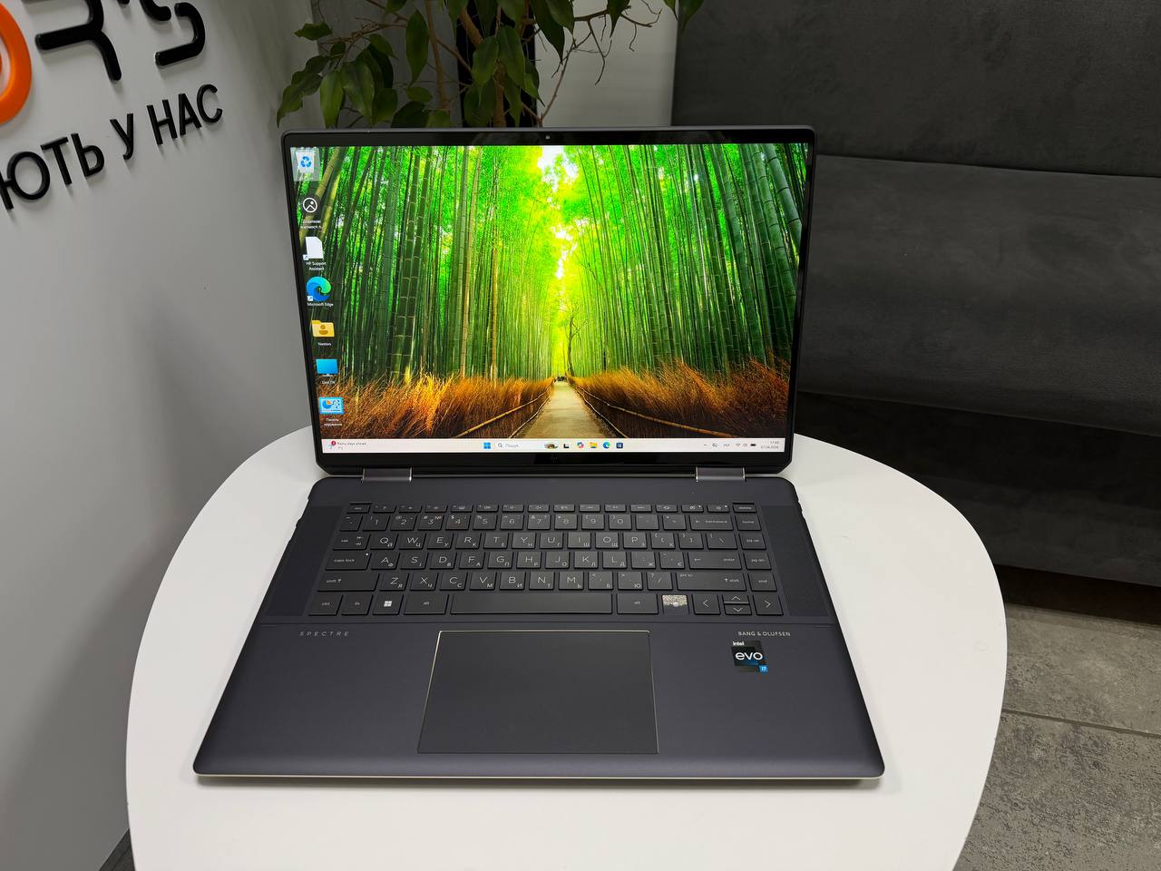 Сенсорний трансформер HP Spectre x360 16