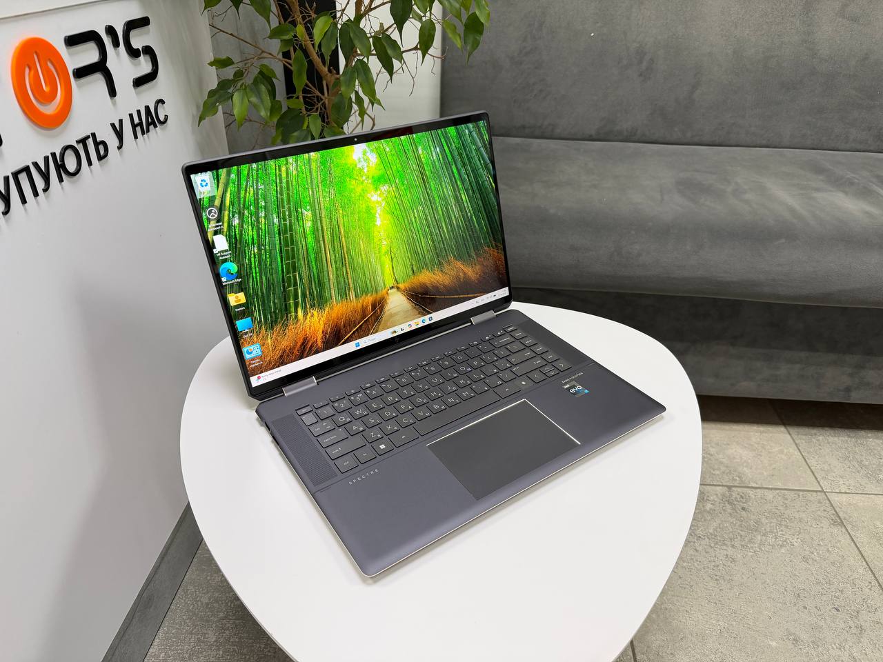 Сенсорний трансформер HP Spectre x360 16