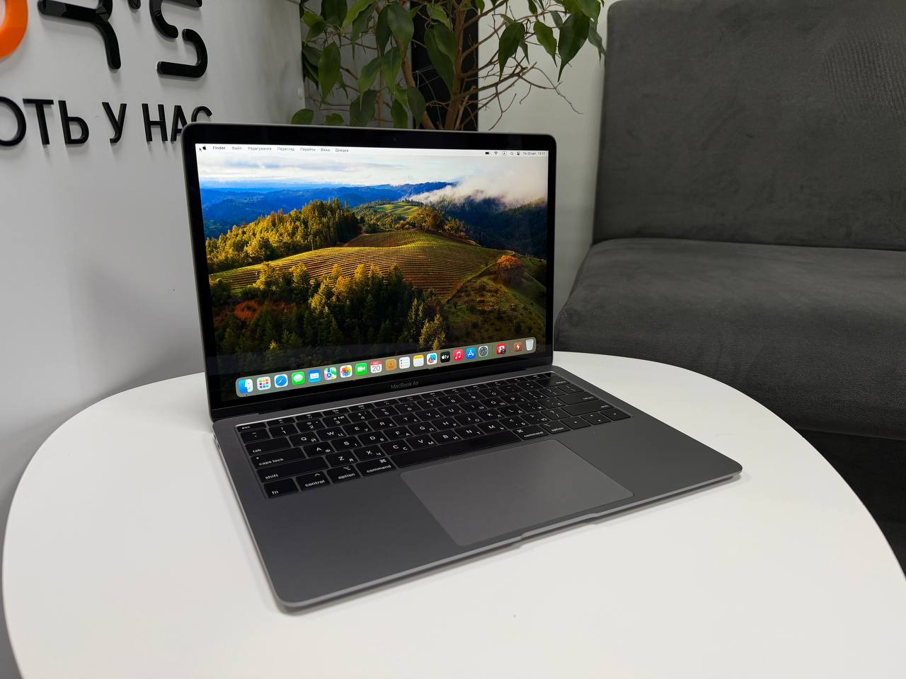 MacBook Air 13 2019 Space Gray