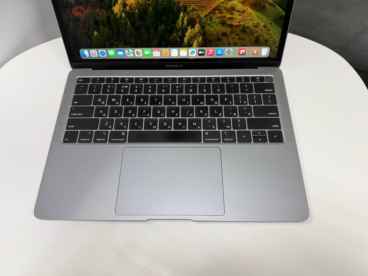 MacBook Air 13 2019 Space Gray