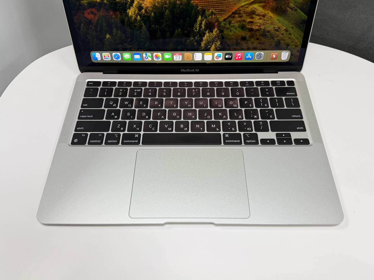 MacBook Air 13 2020 M1
Silver