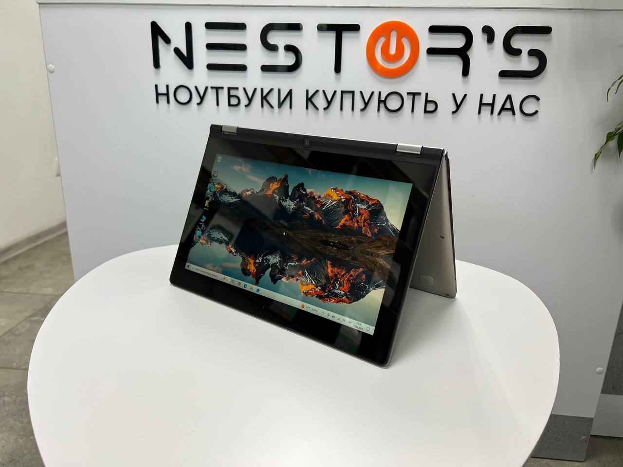 Сенсорний трансформер Lenovo IdeaPad Yoga 11S
