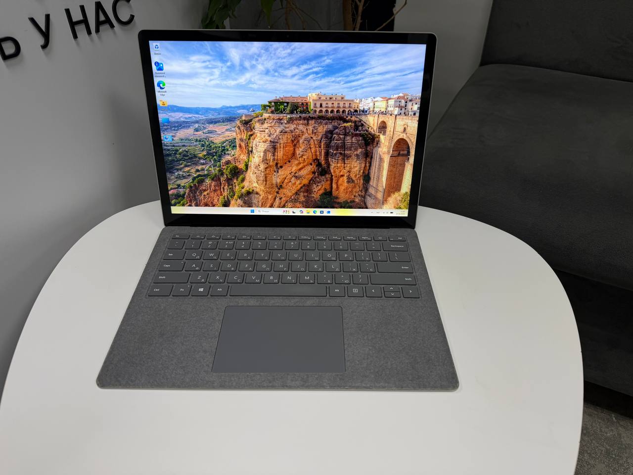 Сенсорний 
Microsoft SurFace 3