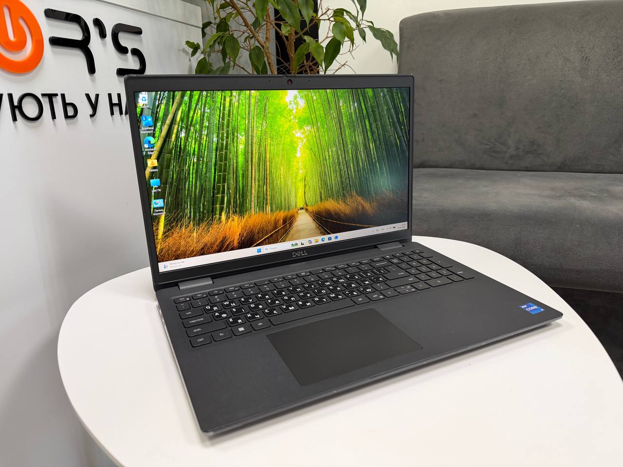 Dell Latitude 3520