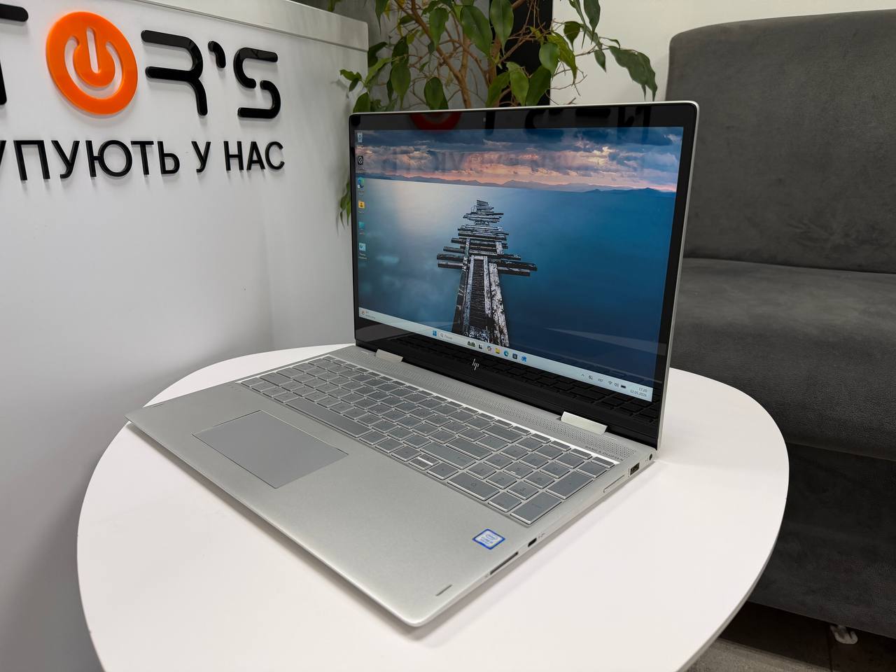 Сенсорний трансформер HP ENVY x360