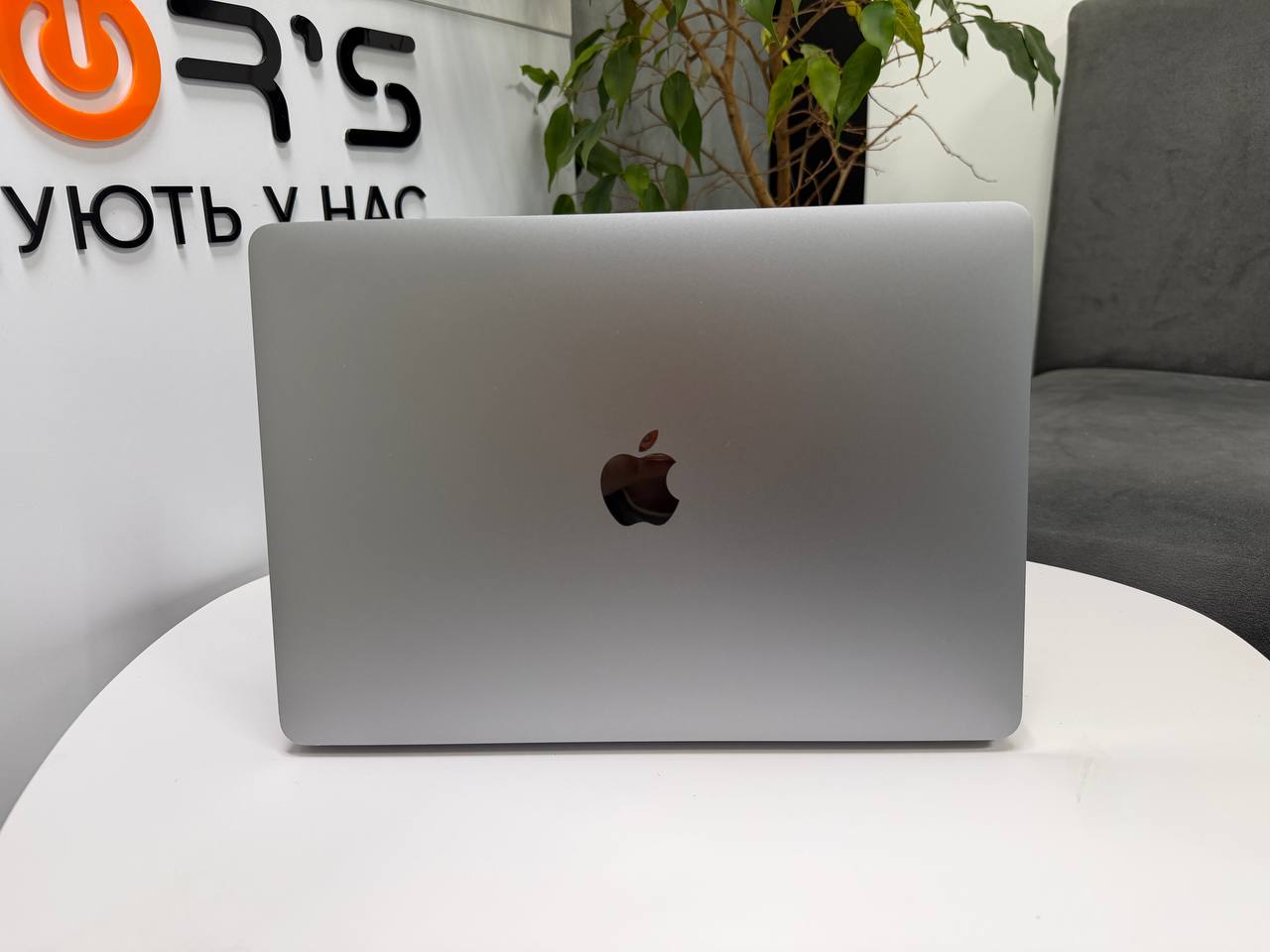 MacBook Pro 13 2020 M1 TouchBar
