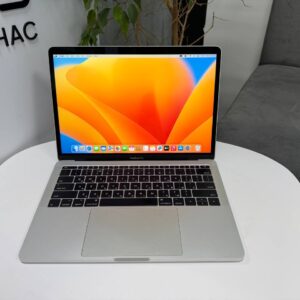 MacBook Pro 13 2017 Silver