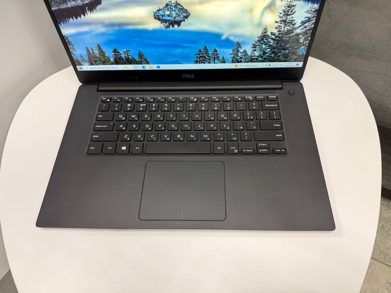 Dell XPS 15 9560