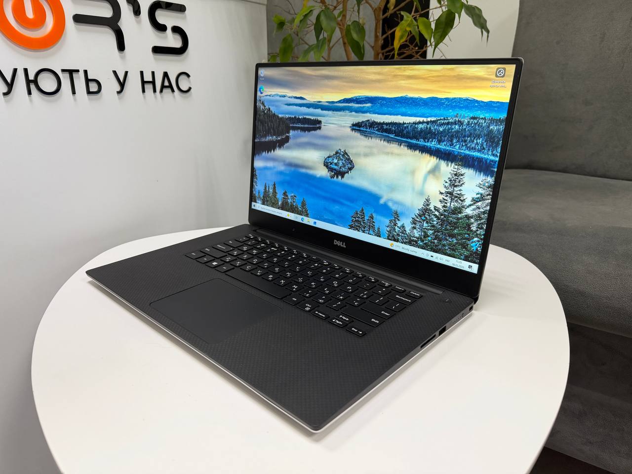 Dell XPS 15 9560