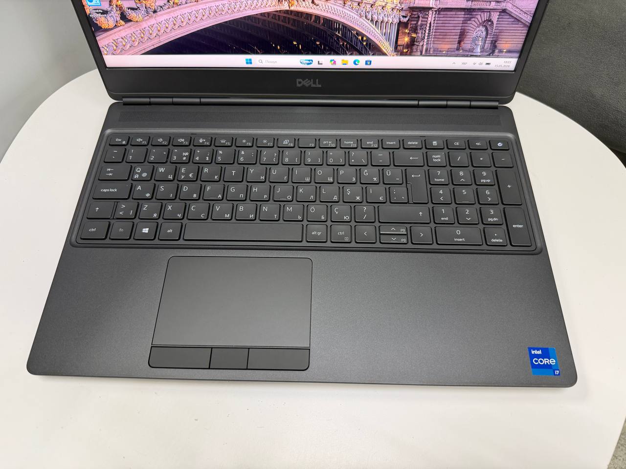 Dell Precision 7560