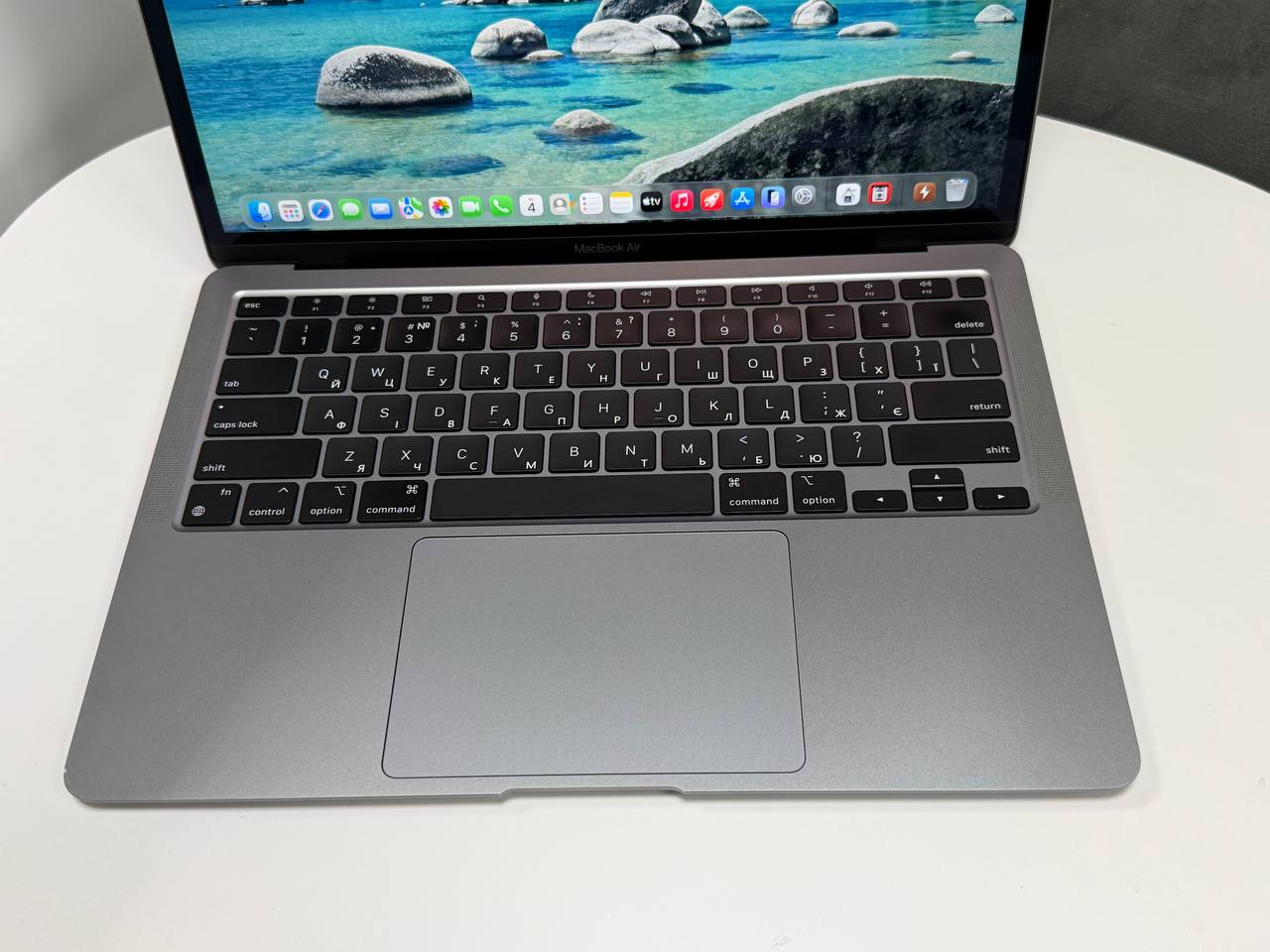 MacBook Air 13 2020 M1