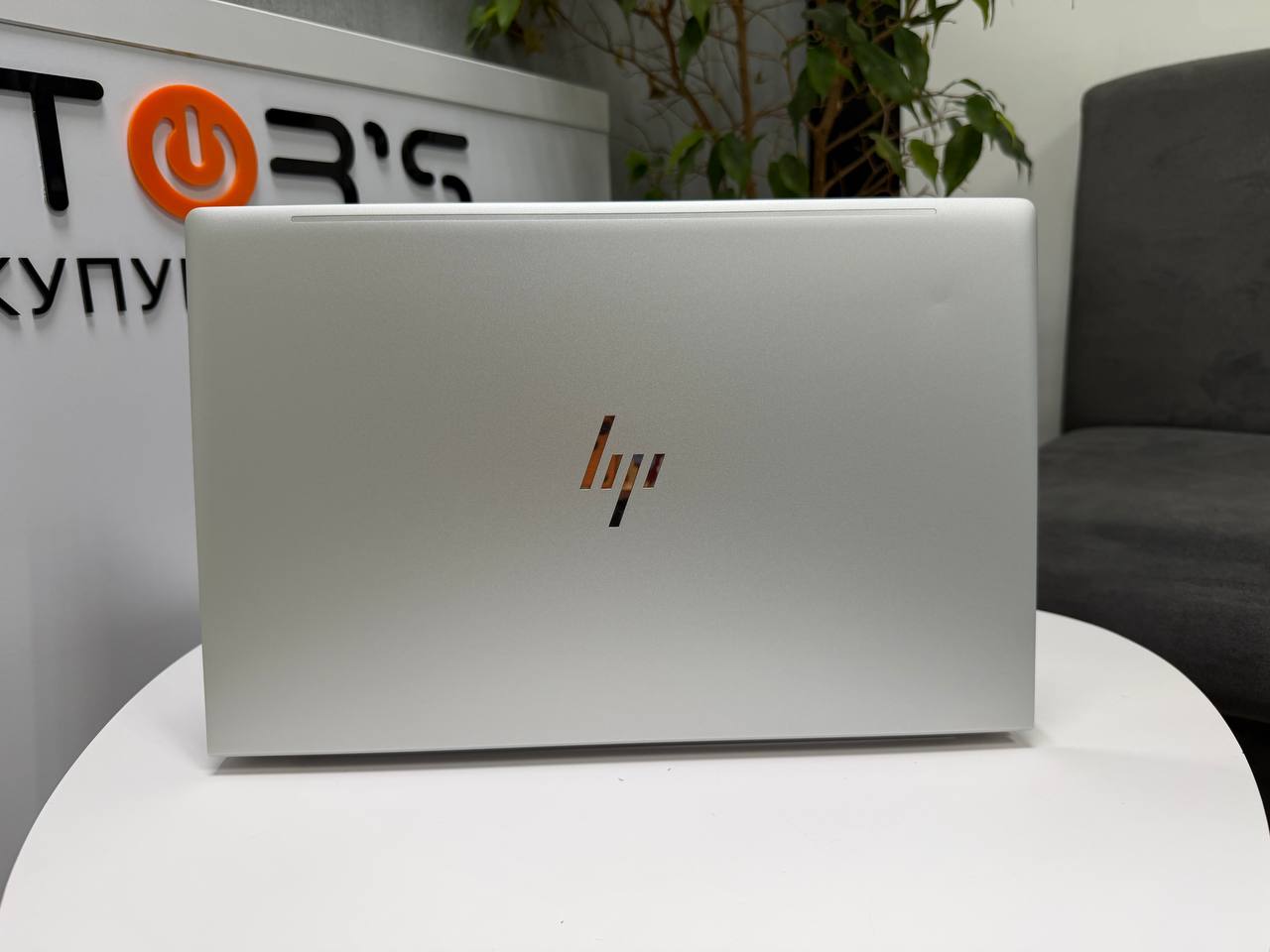 HP EliteBook 655 G10