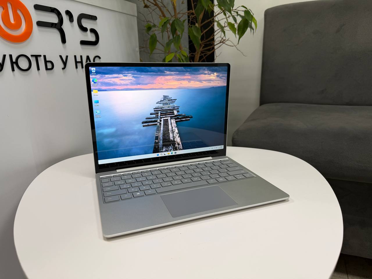 Сенсорний Microsoft SurFace Go 1943