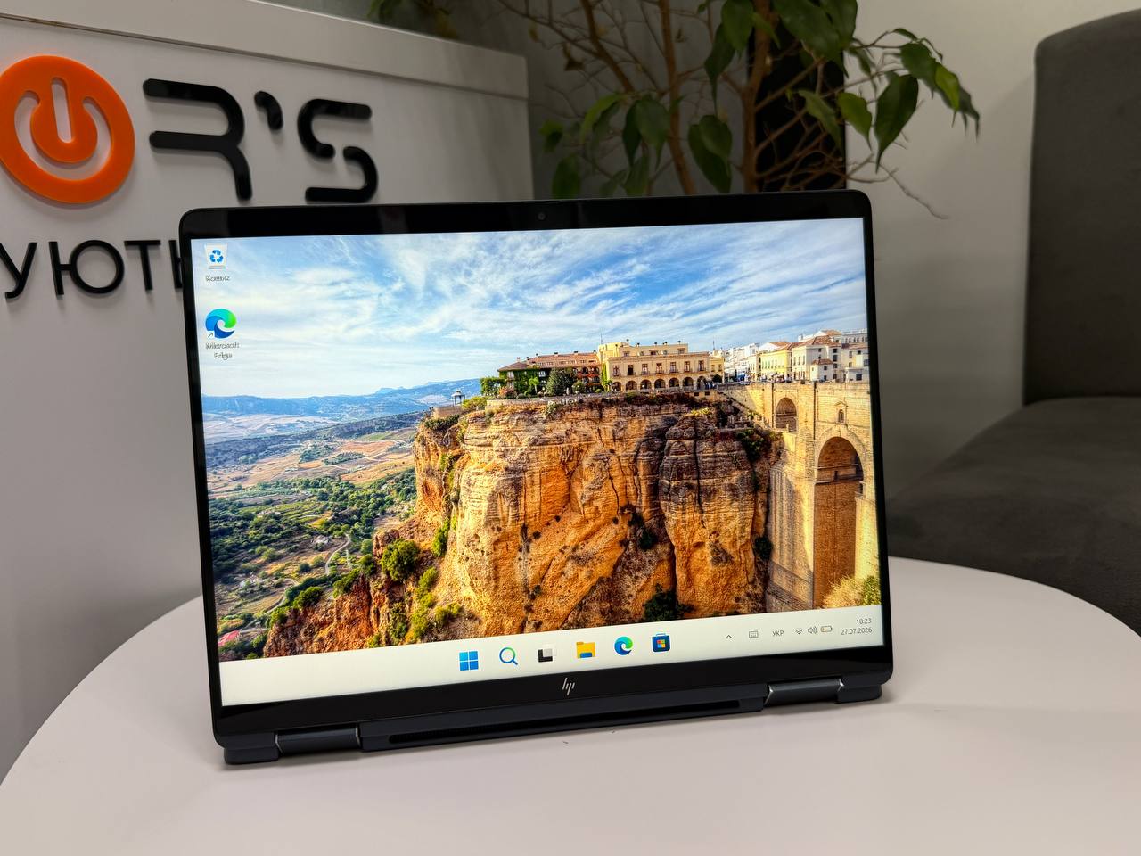 Сенсорний трансформер 
HP Elite Dragonfly