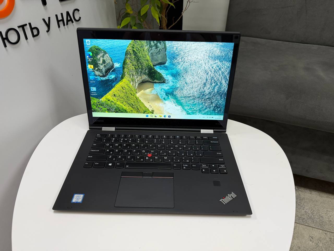 Сенсорний трансформер Lenovo ThinkPad X1 Yoga
із стилусом