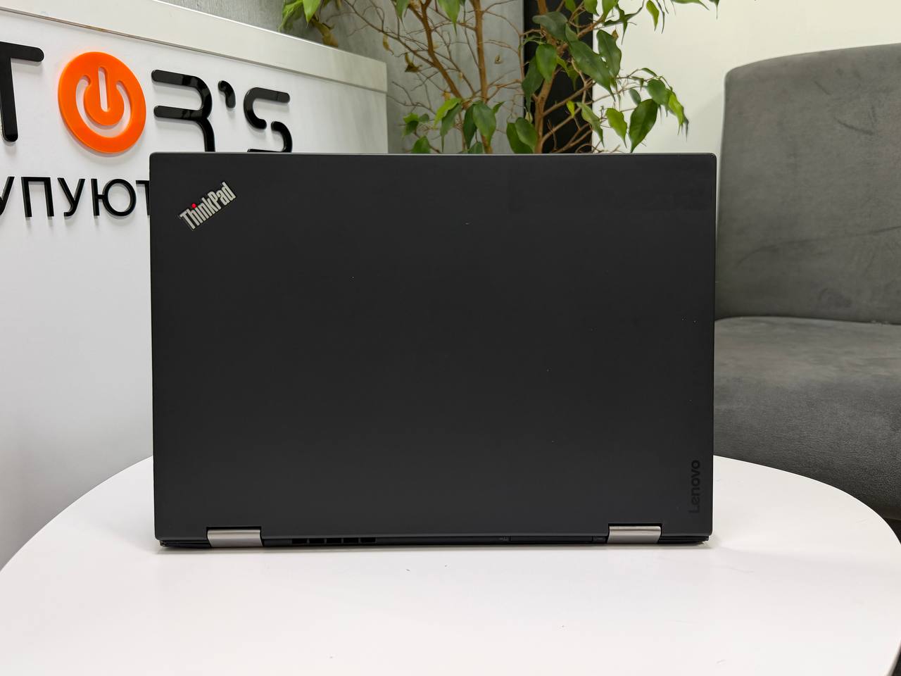 Сенсорний трансформер Lenovo ThinkPad X1 Yoga
із стилусом