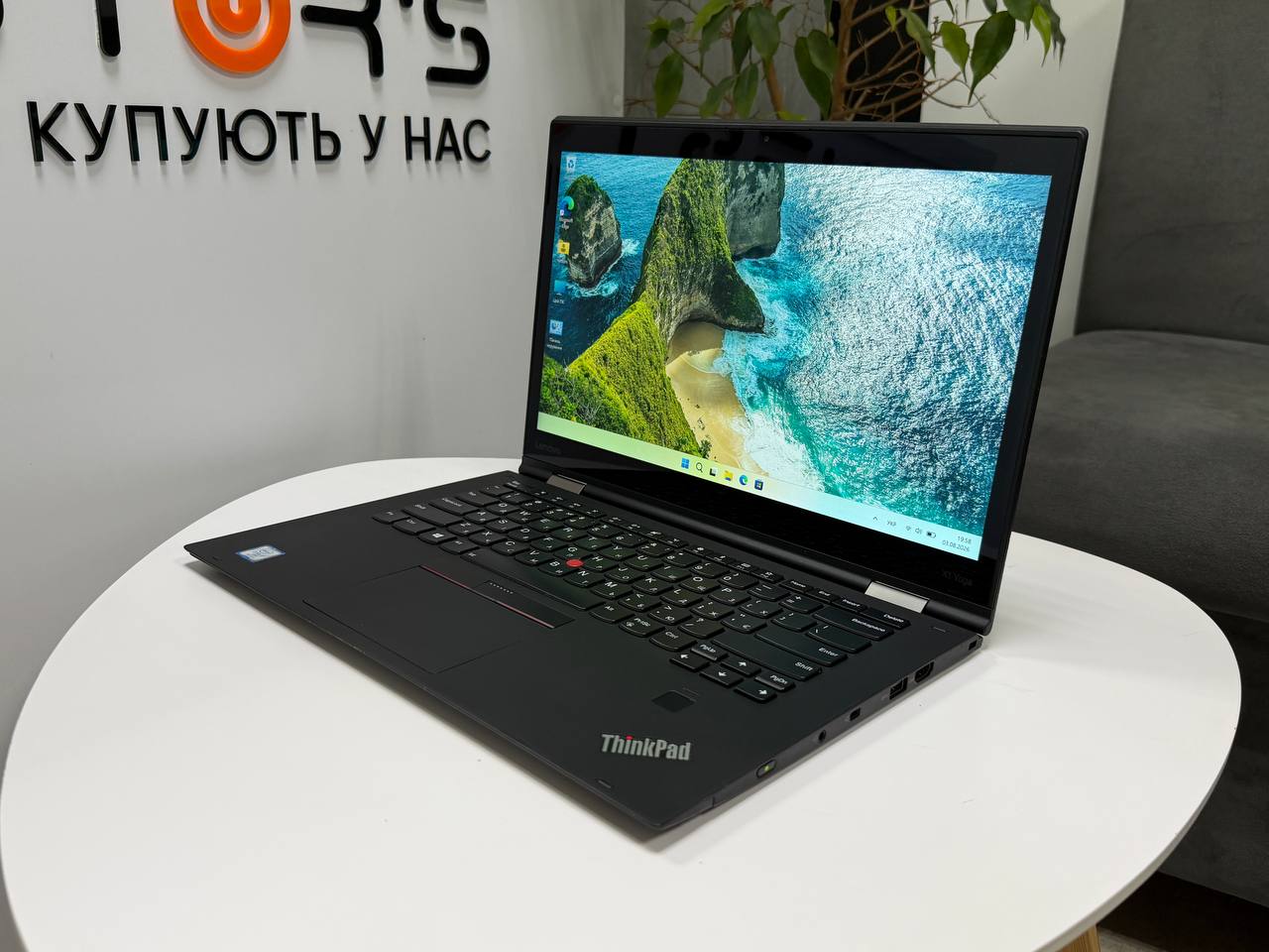 Сенсорний трансформер Lenovo ThinkPad X1 Yoga
із стилусом
