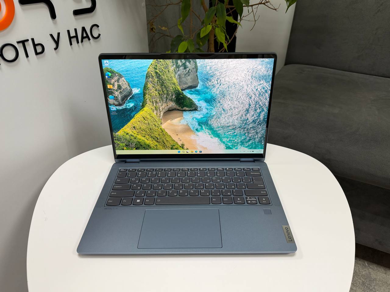 Сенсорний трансформер Lenovo Flex 7 14IRU8