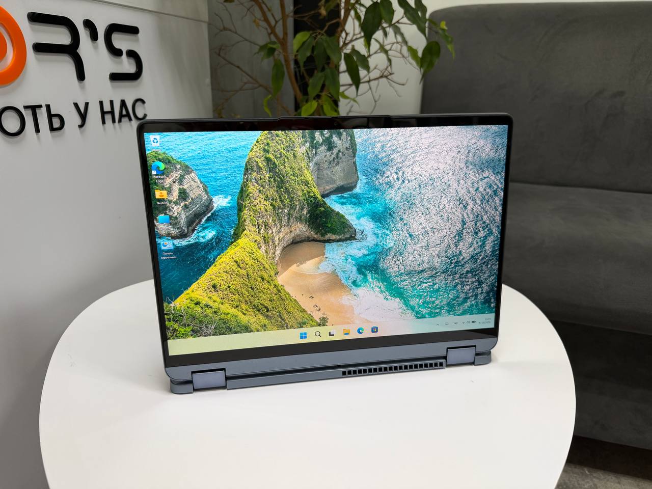 Сенсорний трансформер Lenovo Flex 7 14IRU8