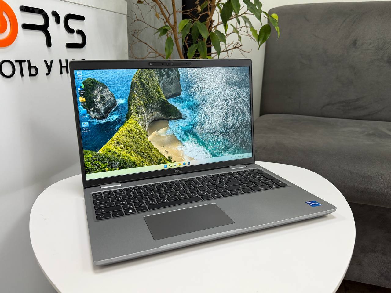 Dell Precision 3571