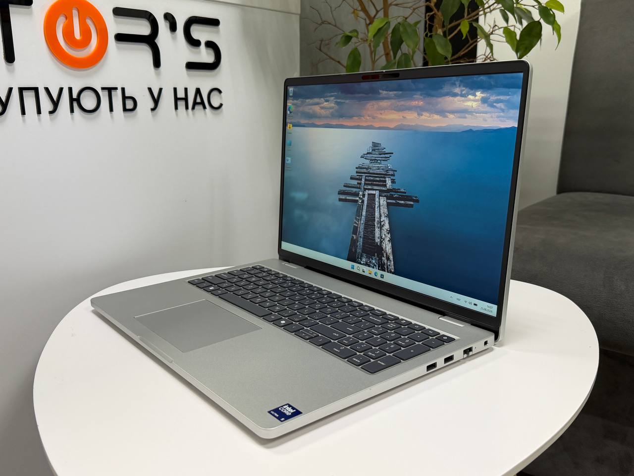 Сенсорний Dell Pro 16 PC16250