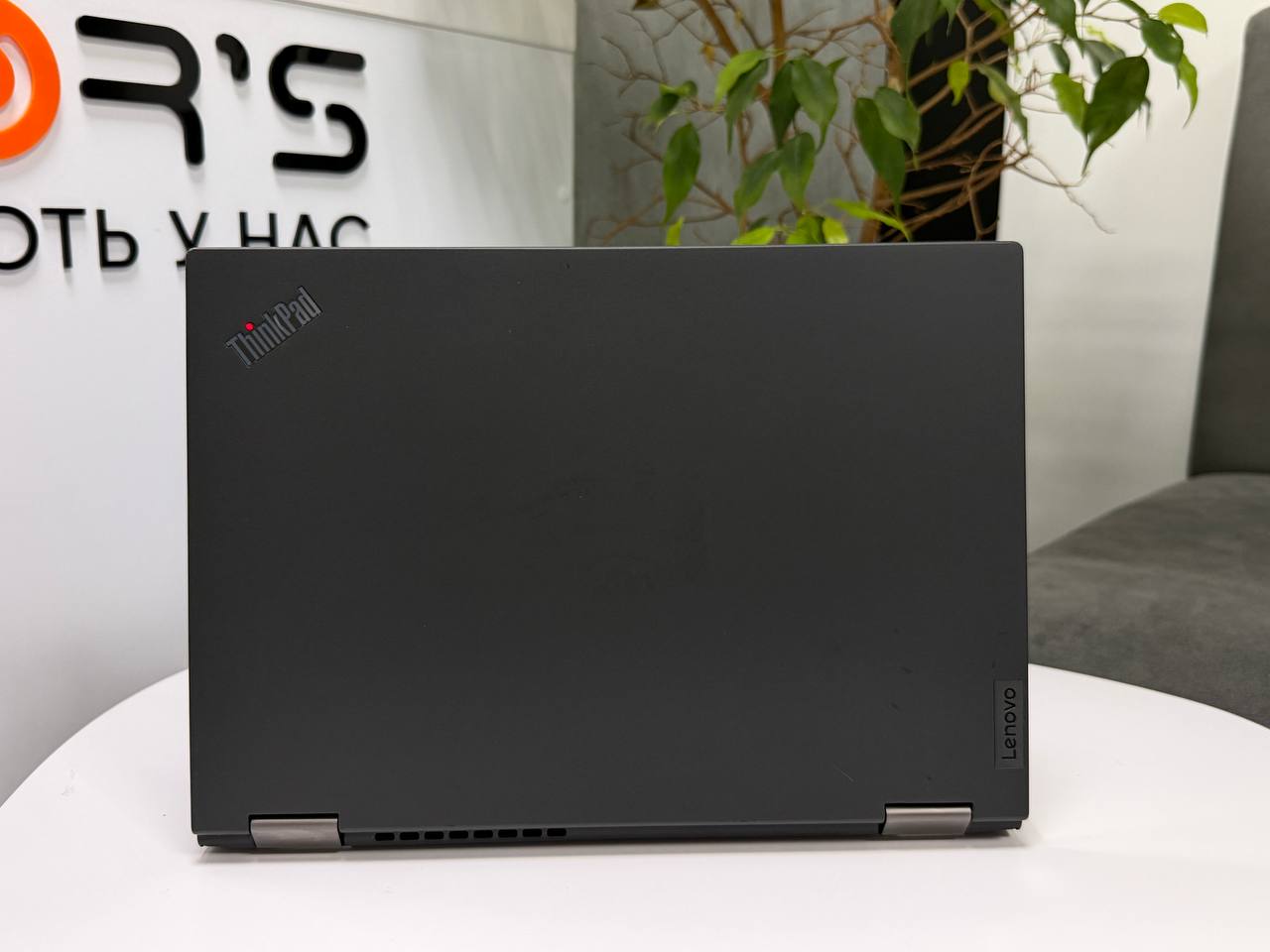 Сенсорний трансформер
Lenovo ThinkPad X13 Yoga Gen 2 із стилусом