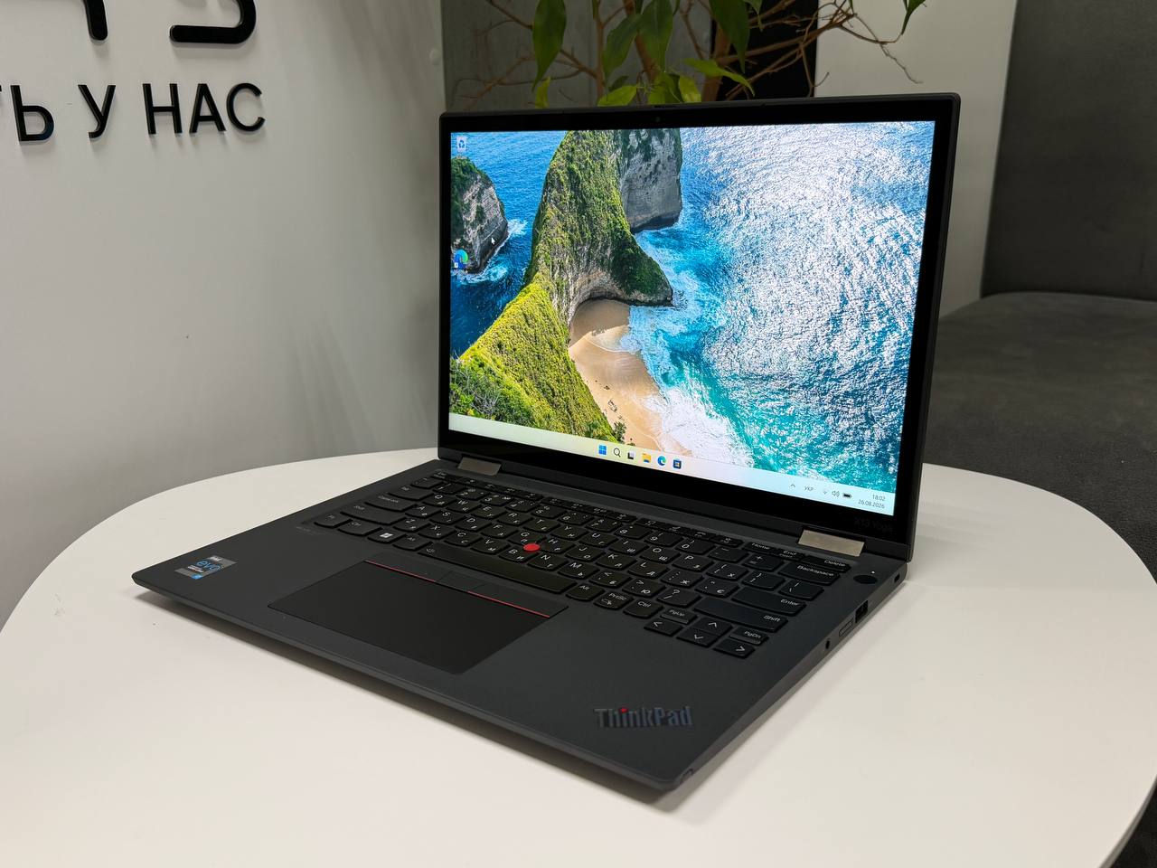 Сенсорний трансформер
Lenovo ThinkPad X13 Yoga Gen 2 із стилусом