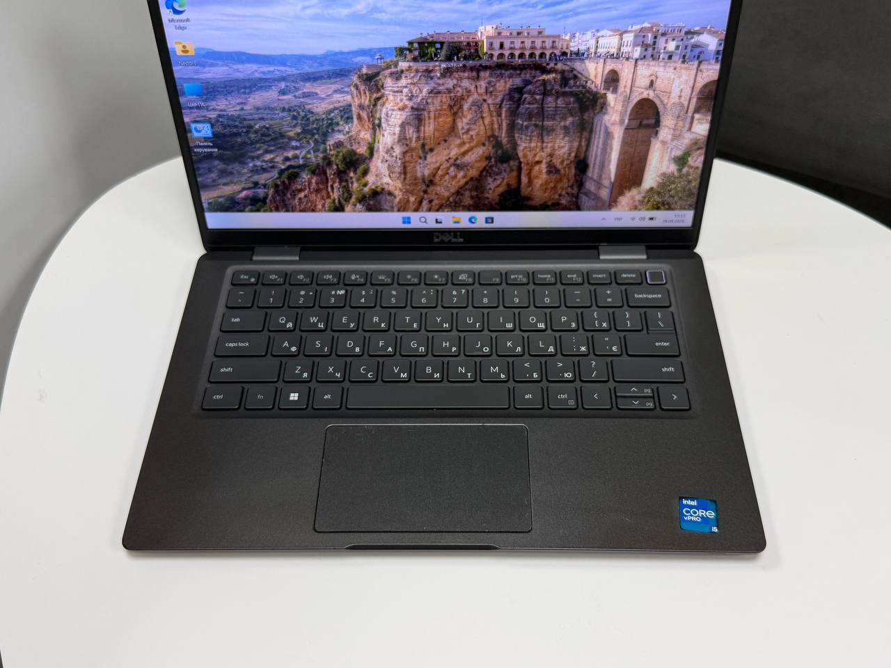 Dell Latitude 7320