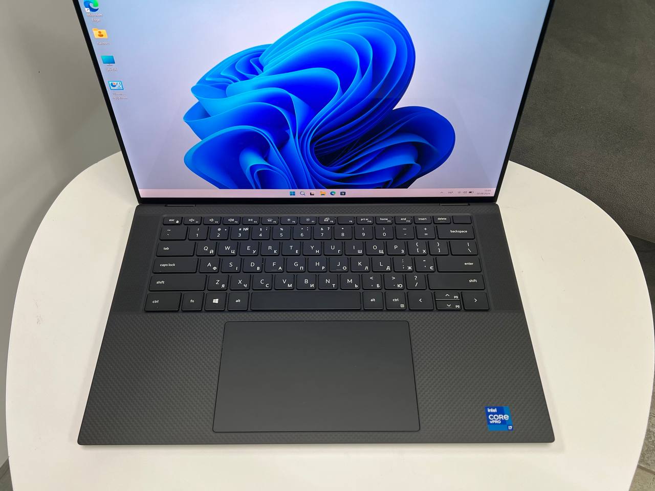 Сенсорний Dell Precision 5560