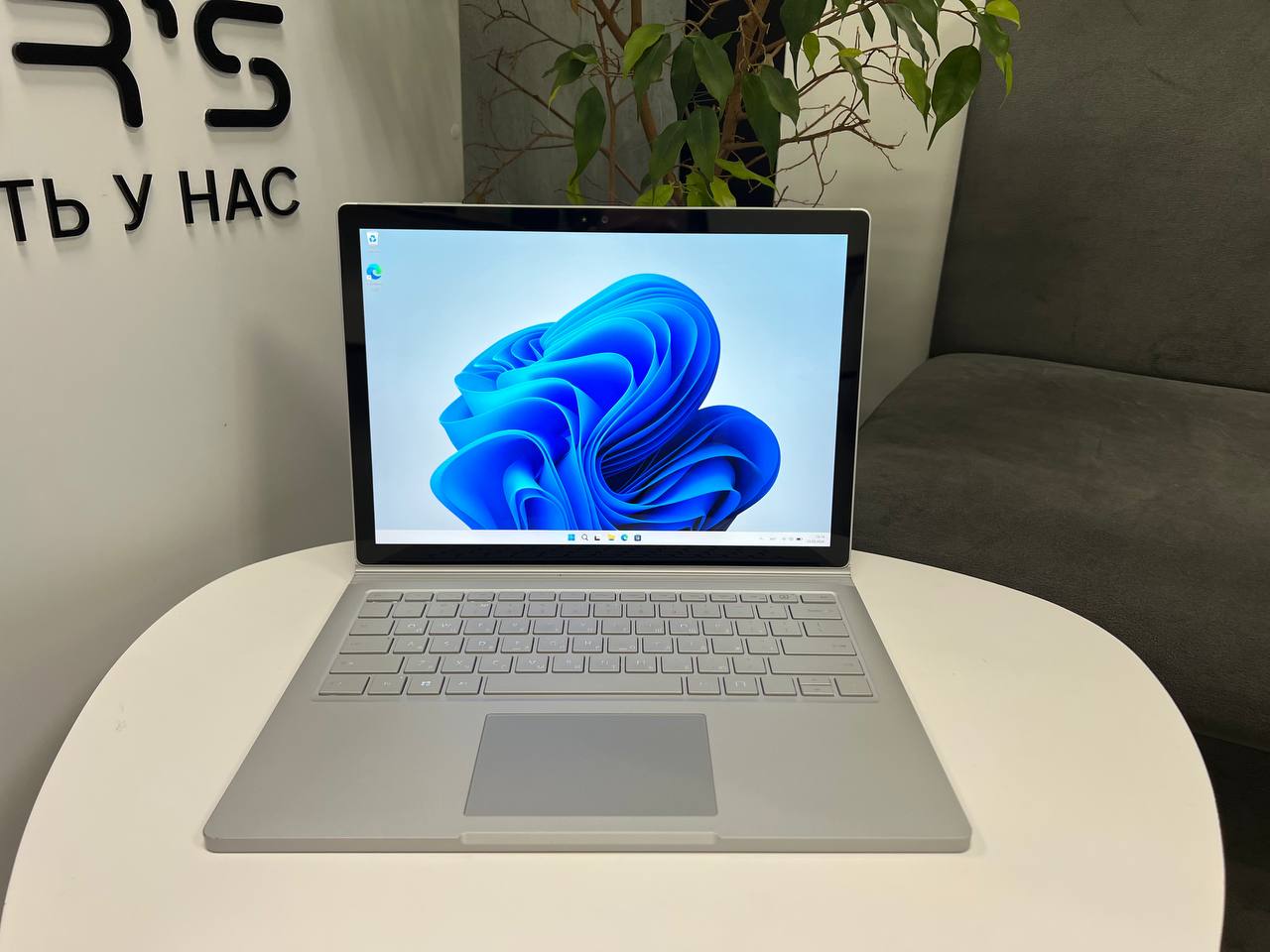 Microsoft SurFace Book