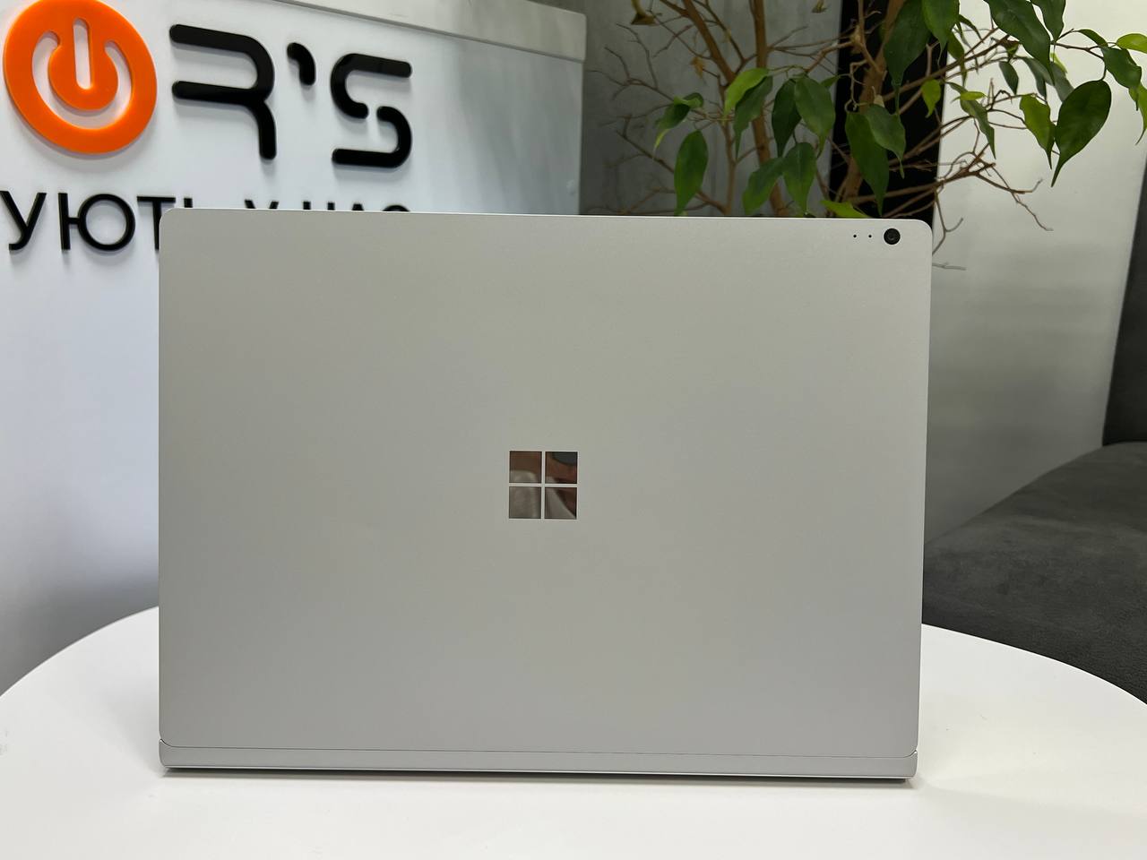 Microsoft SurFace Book