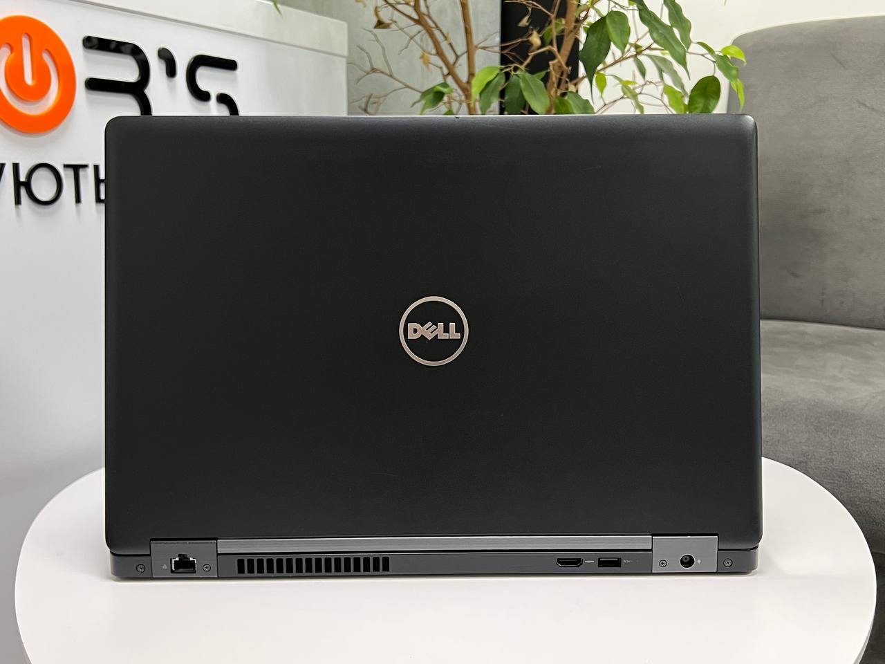 Сенсорний Dell Latitude 5590