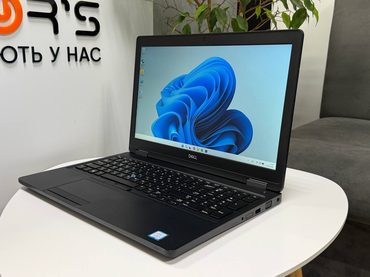 Dell Latitude 5590