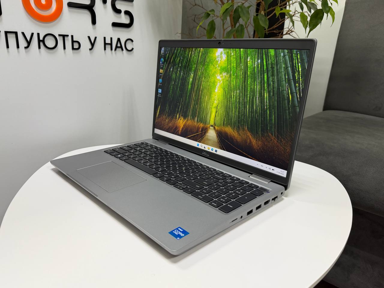 Dell Latitude 5521