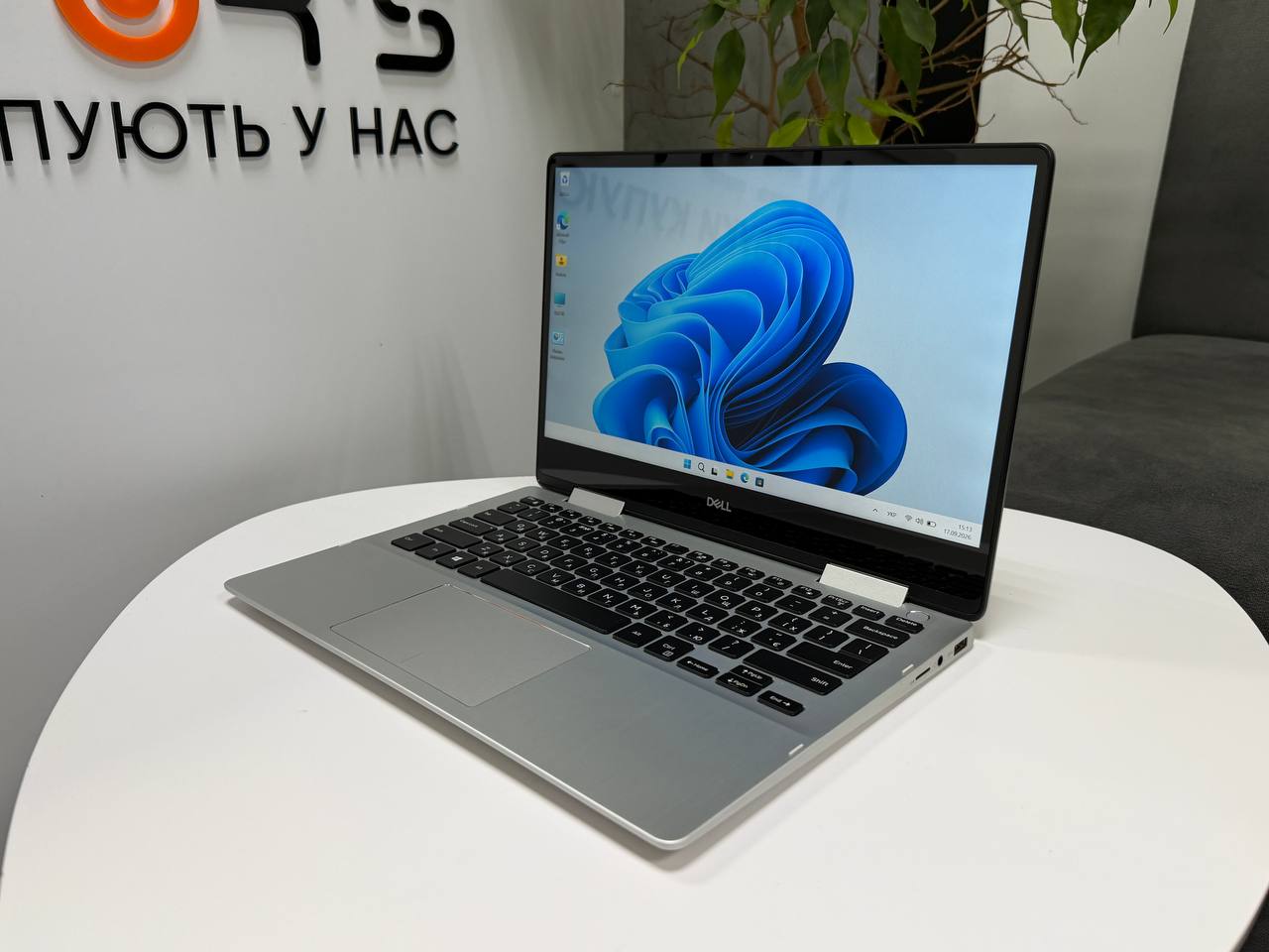 Сенсорний трансформер
Dell Inspiron 7386